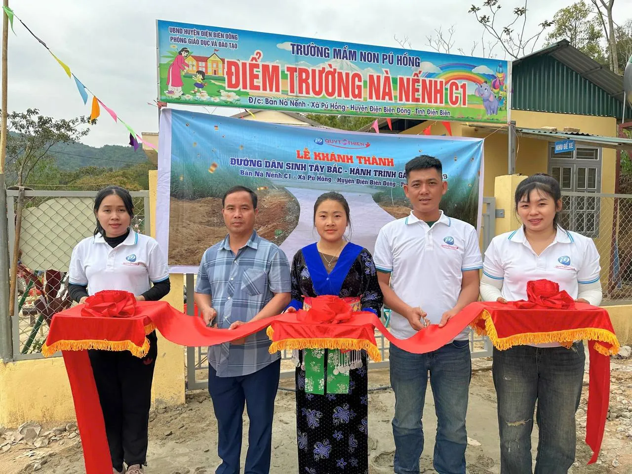 Biểu tượng mạng xã hội Telegram và Zalo của ae888 soy